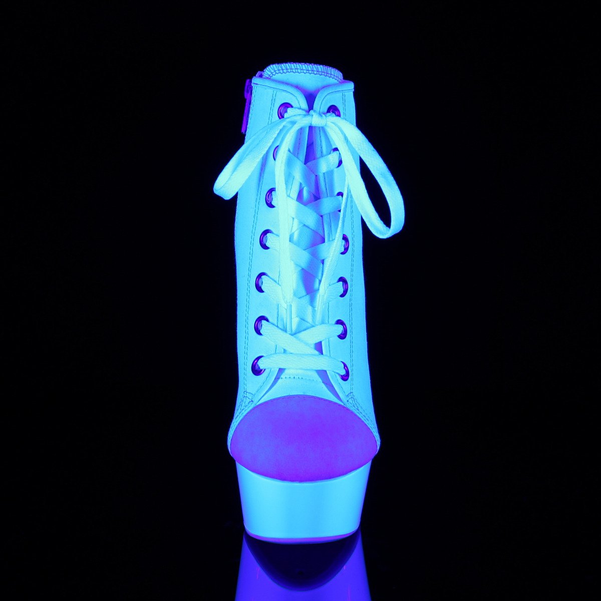 Pleaser Delight-600SK-02 WCA/NW - Bílé kotníkové kozačky na platformě s vysokými podpatky